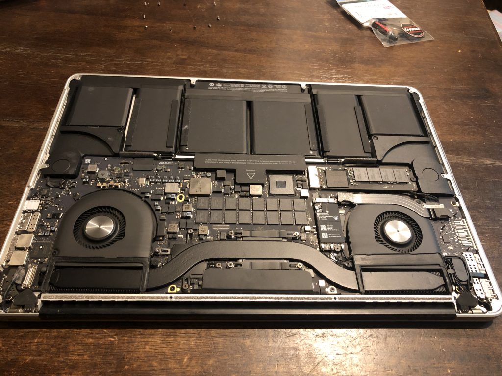 mac book pro 15 mid2014 ヒートシンクグリース塗り替え。 | 髭のある生活